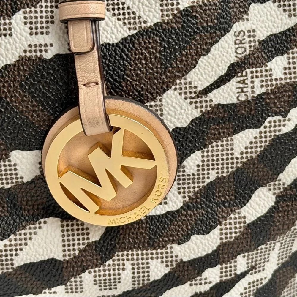 Michael Kors Jet Set Travel Vanilla Tiger Multifunction Tote Bag